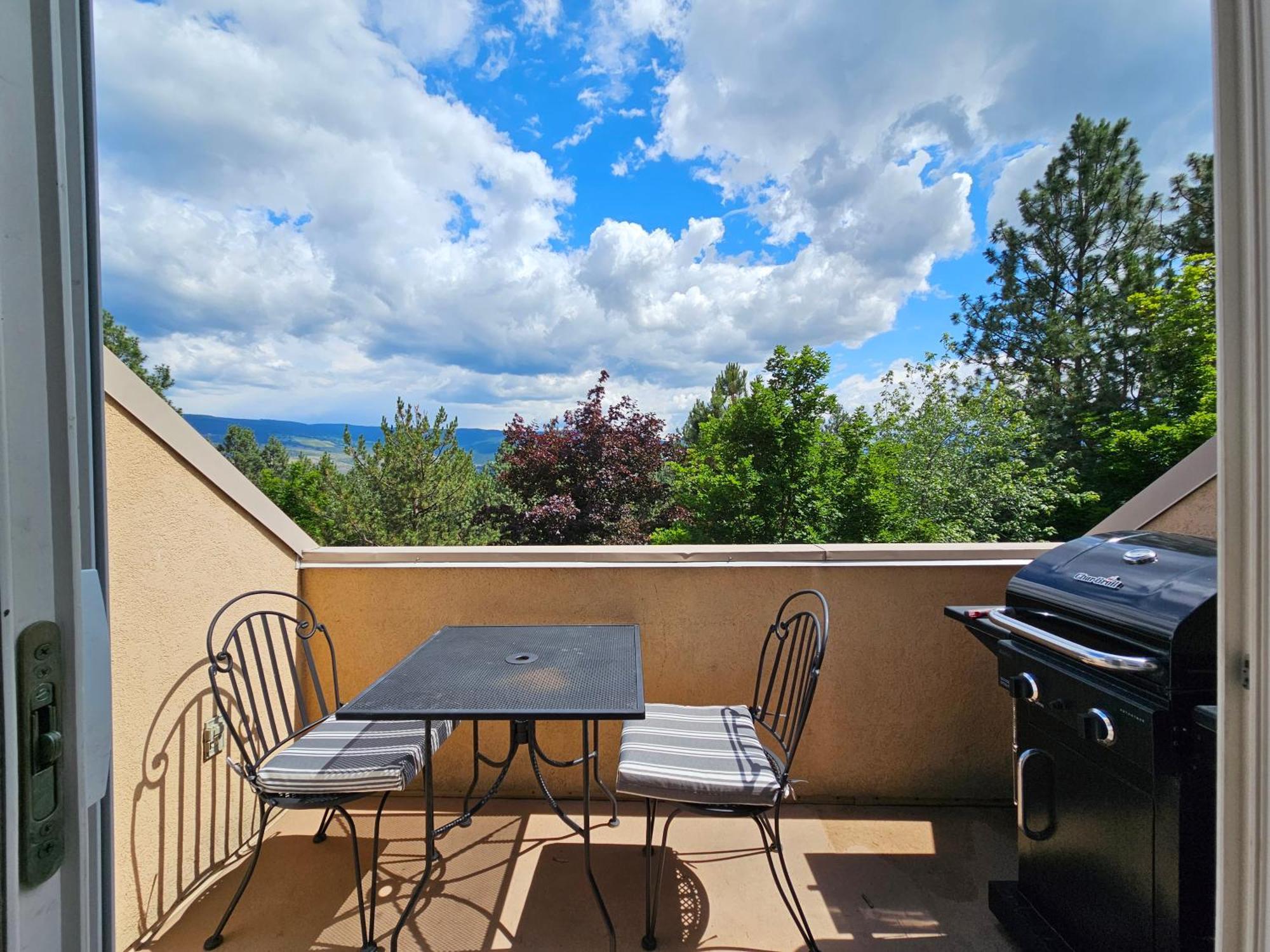 Borgata Lodge Resort Kelowna Eksteriør bilde