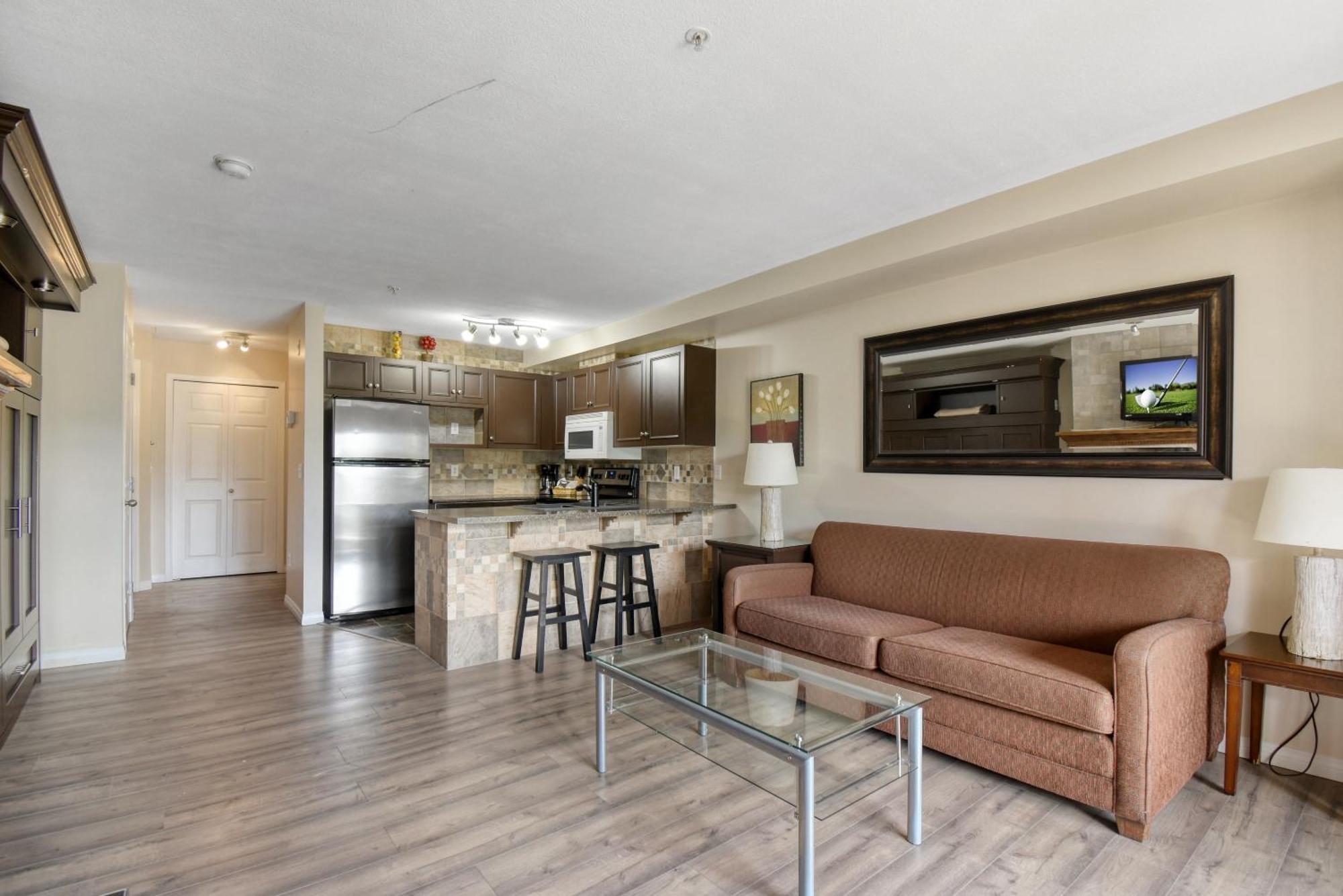 Borgata Lodge Resort Kelowna Eksteriør bilde