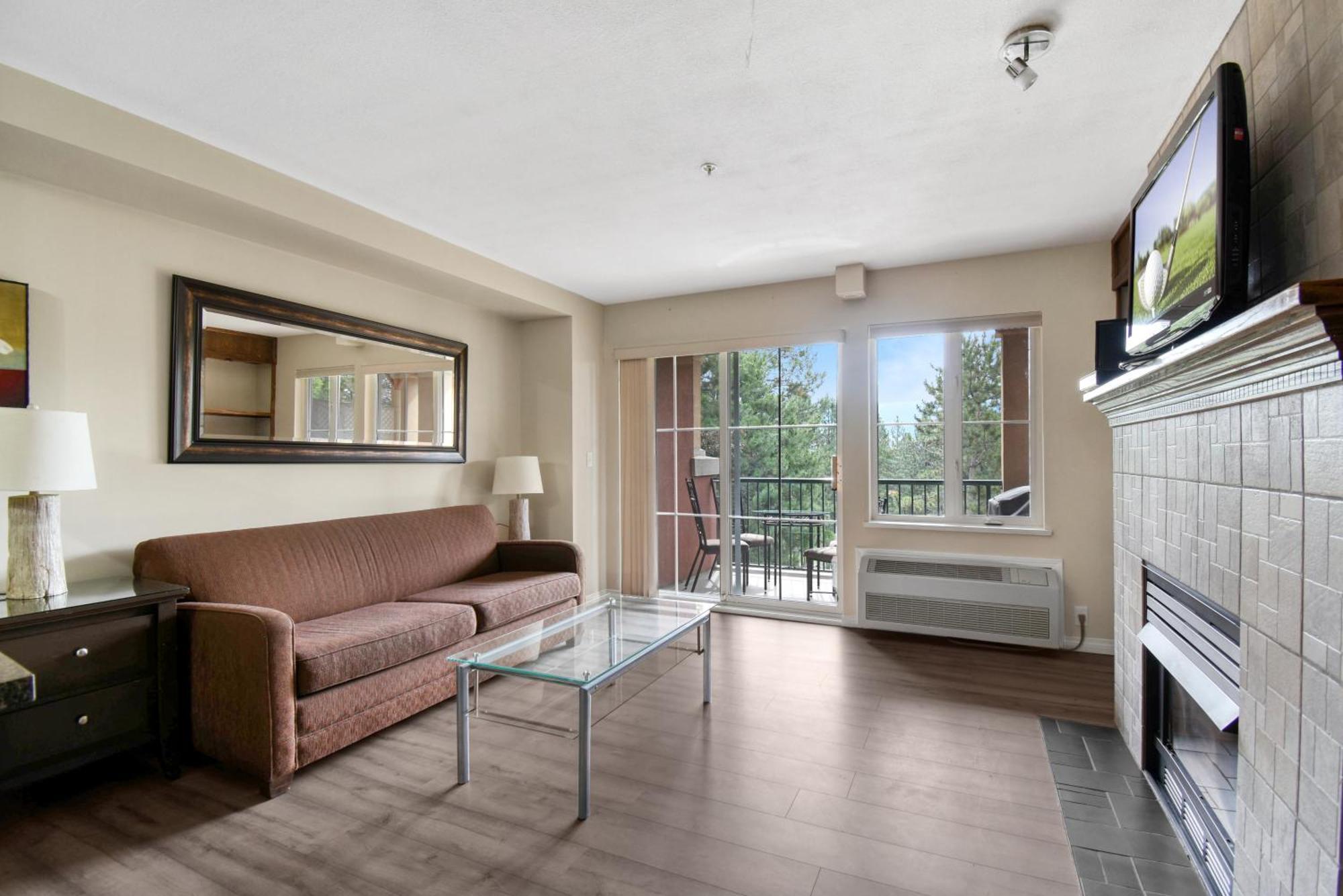 Borgata Lodge Resort Kelowna Eksteriør bilde