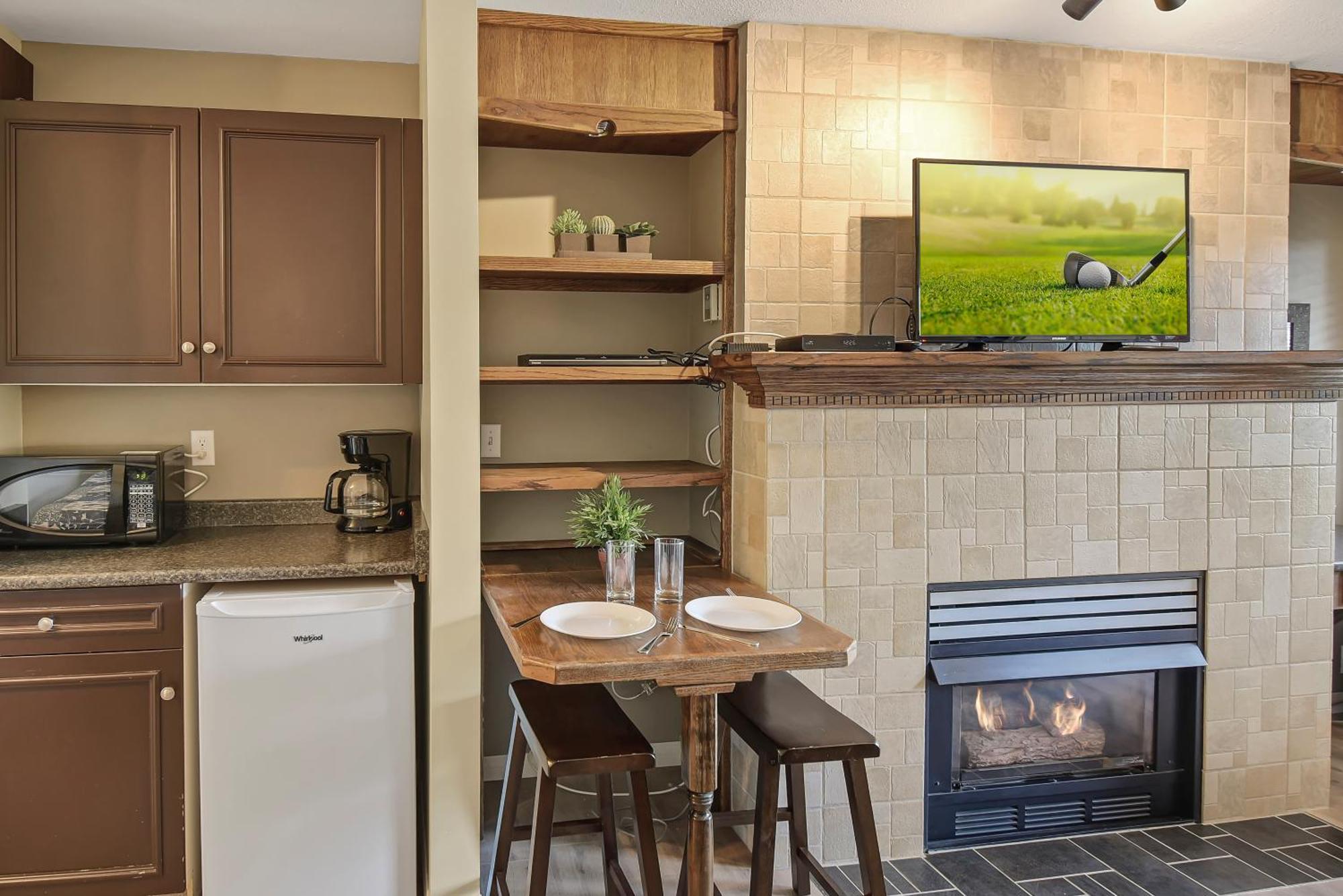 Borgata Lodge Resort Kelowna Eksteriør bilde